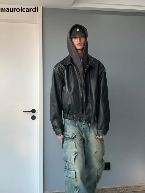 Mauroicardi Primăvară Cool Arătos Scurt Vintage Distressed Negru Pu Jachetă din piele Bărbați Fermoar Designer de lux haine unisex 2024