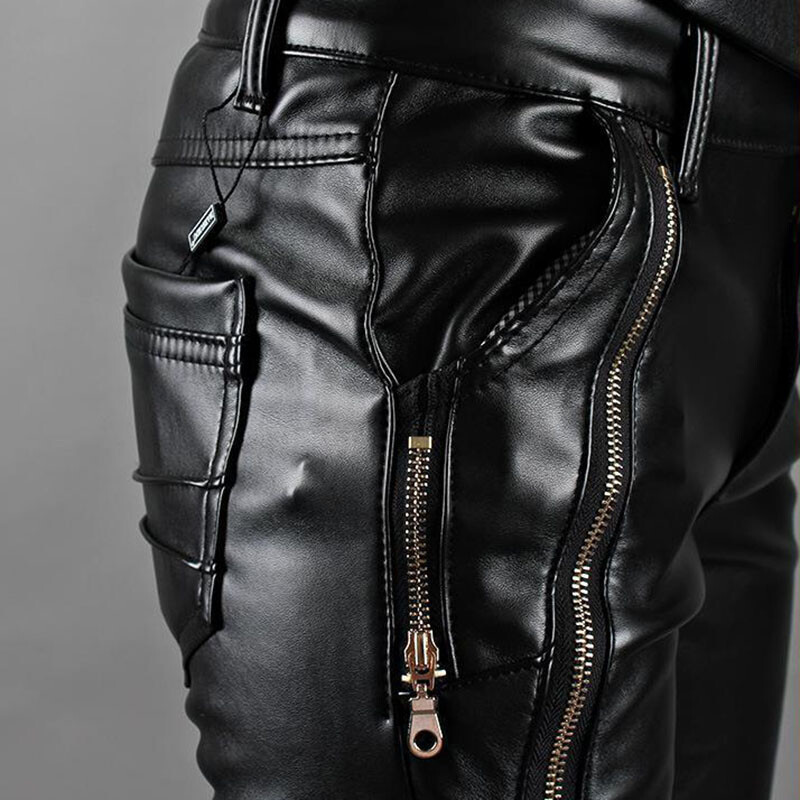 Idopy Halloween Show Costum de petrecere gotic punk pentru bărbați Pantaloni din piele artificială PU auriu Fermoar Hip Hop Pantaloni negri pentru bărbați