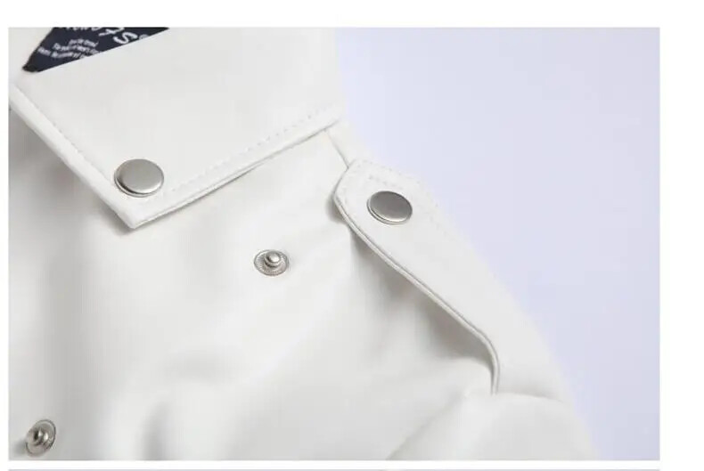 Muške kožne jakne 2023 Nove bijele crne ležerne revere Slim Fit dijagonalni patentni zatvarač Motociklistička PU kožna jakna Kaput Muška odjeća