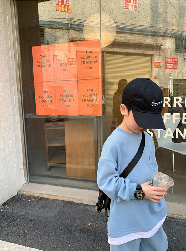 Fiúk alkalmi tavaszi szettek Gyerek divat ruhák öltönyök gyerekek egyszínű pulóverek + nadrágok 2 db Egyszerű őszi ruhák