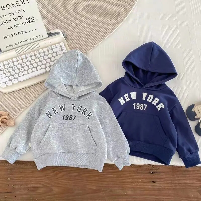 Jesen Dječje majice s kapuljačom za dječake Komplet odjeće Modne majice za djevojčice Pulover Top i hlače Odijelo od 2 komada Dječja trenirka s printom slova