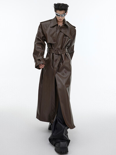 Mauroicardi rudens garš lielizmēra melns brūns mākslīgās ādas mētelis vīriešu jostas divrindu grezns dizaineru apģērbs 2023