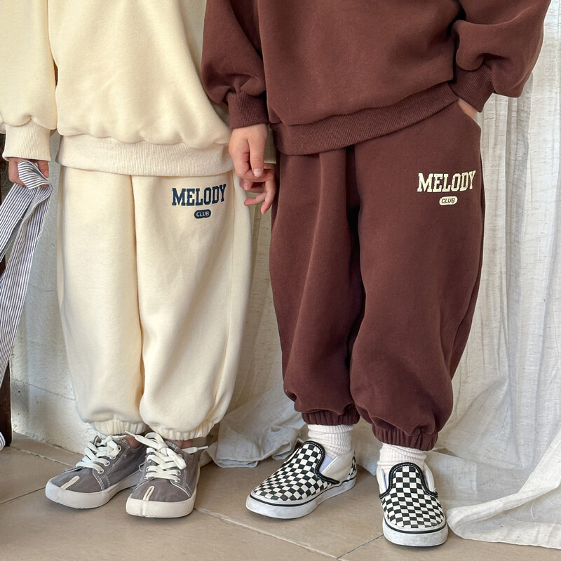 4002 Slova Odjevni set za djecu Jesenski sportski korejski stil Top pulover i hlače 9 godina Novi dječji setovi