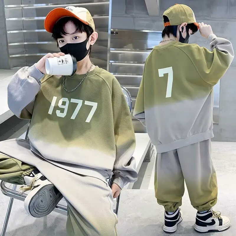 Dječaci Proljeće 2023. Novi Sweatshirt Gradient Sportsko odijelo Trendy Streetwear Dječja odjeća Srednji do dječji komplet