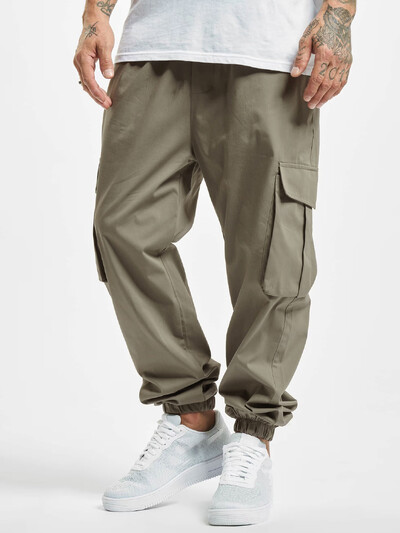 Jaunas, 2024. gada pavasara un rudens brīvas vīriešu darba bikses ar savelkamām vairākām kabatām, ārā mazgātas retro stila High Street hiphopa ikdienas bikses