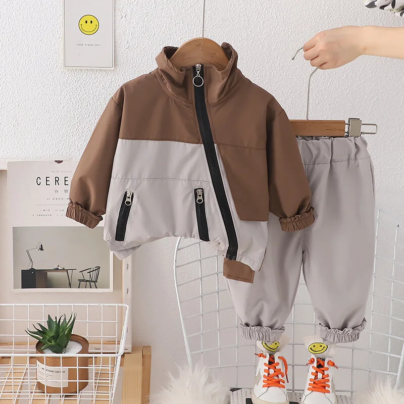 Proljetni i jesenski set za dječake Dvodijelno odijelo s dvodijelnim dvodijelnim odijelom za jesen 2024. Novi dječji komplet radne odjeće Dječja odjeća za dječake