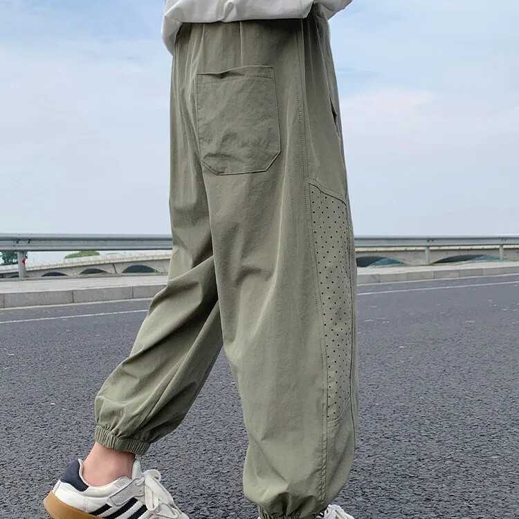 Pantaloni de vară ultra-subțiri din mătase de gheață pentru băieți Pantaloni sport cu uscare rapidă pentru copii mijlocii spre mari, stil nou 2024