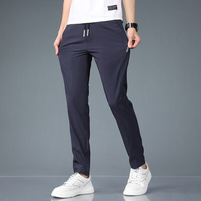 Ανδρικό παντελόνι Ice Silk 2023 Καλοκαίρι Νέο μαύρο γκρι λεπτό επαγγελματικό καθημερινό παντελόνι Εξωτερικό ελαστικό αναπνεύσιμο ίσιο παντελόνι φούτερ