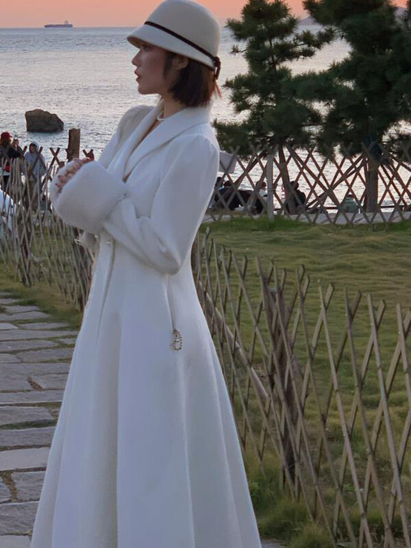 Λευκά χαρμάνια Γυναικεία φθινοπωρινά κομψά πανωφόρια Απλή μονόστομη Κομψό Ζεστό Άνετο Κορεάτικο Στιλ Νέα μοντέρνα θέση