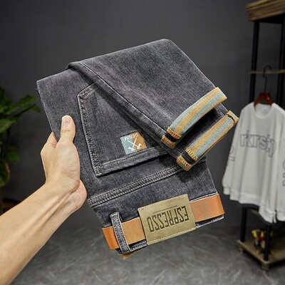 Novi dolazak Hlače u korejskom stilu Muške luksuzne Harajuku dizajnerske kaubojske Kpop marke Denim Slim pencil hlače Muške traperice za jesen