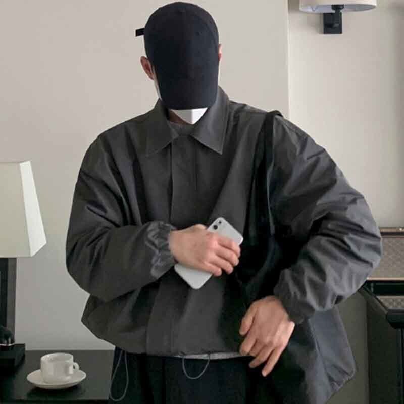 IEFB Férfi dzsekik Alkalmi lehajtható gallér egyszínű zsebek húzózsinór bő férfi rövid kabátok elegáns férfi viselet tavaszi új 9C4622