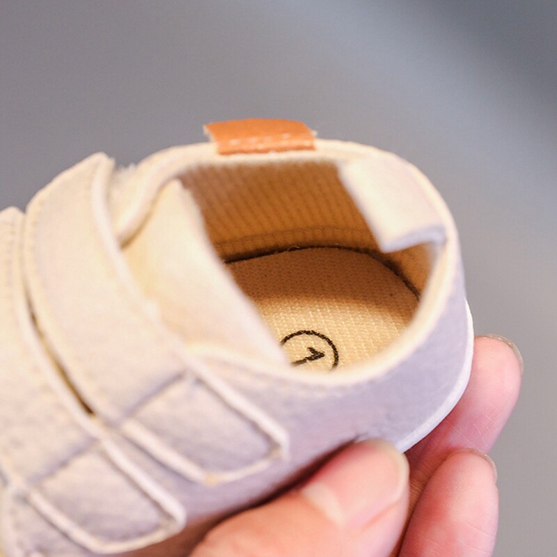 Proljetne cipele za novorođenčad Dječaci Djevojčice Potplat od čvrste gume Protuklizni First Walker Tople prozračne kožne cipele za dojenčad 0-18M