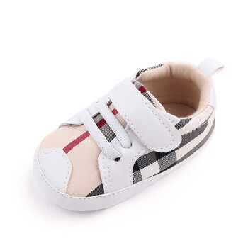 Άνοιξη και Φθινόπωρο Baby Fashion καρό χρώμα με μαλακές σόλες Άνετα παπούτσια για περπάτημα για αγόρια και κορίτσια