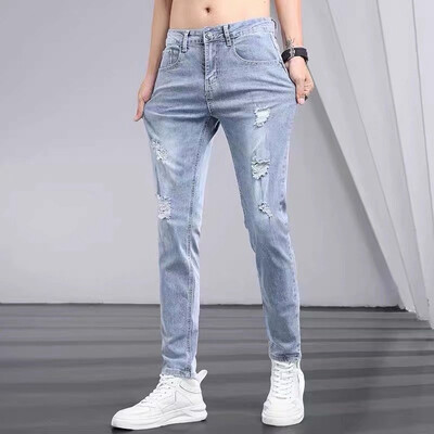 Boyfriend Daily All-match Pliiats Distressed Teksad Mehed vabaaja Slim Fit teksapüksid Kitsas sääre rebitud püksid Kitsad soliidsed püksid