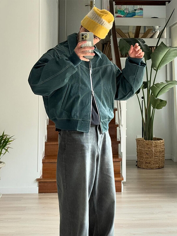 Ikdienišķa Pu ādas dubultā rāvējslēdzēja mētelis ar garām piedurknēm Moderns zaļš faksa ādas atloks Vīriešu jaka Baggy Bomber jaka 2024 elegants ārējais apģērbs