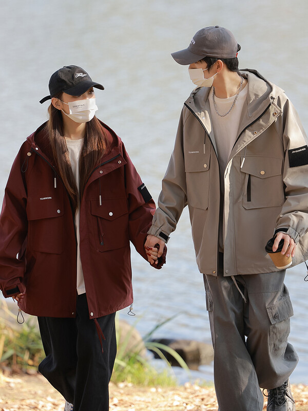 Nova proljetna muška jakna za 2024. Korejska modna uniseks vjetrovka s kapuljačom s više džepova Ležerne jakne Preveliki kaput velike veličine 8XL