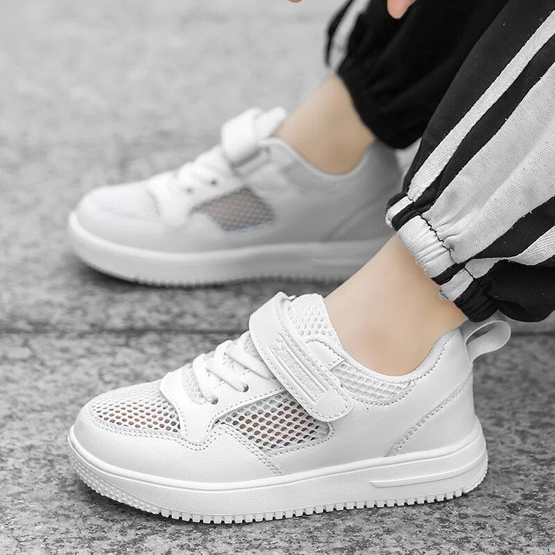 Ljetni stil, bijele ležerne dječje cipele, dječake, djevojčice, školske uniforme, prozračne izdubljene tenisice za djecu