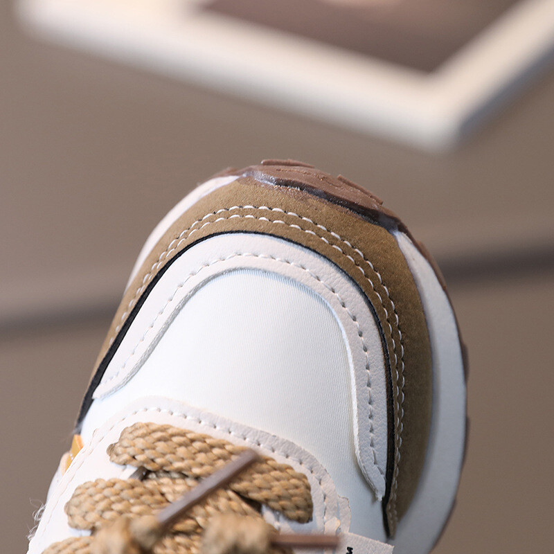 Mode Bērnu apavi četras sezonas jaunas bērnu kedas plakanas mazulis Sporta apavi zēniem neslīdoši skriešanas apavi meitenēm ikdienas kedas