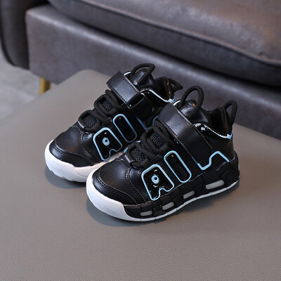 Φθινόπωρο 2023 Νέα μόδα για αγόρια για κορίτσια Διχτυωτό παιδικό παπούτσι για τρέξιμο Αθλητικά αθλητικά παπούτσια για παιδιά