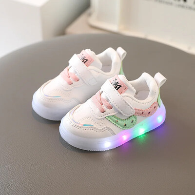 Tenis Laste Led Kingad poistele Tüdrukutele Valgustatud tossud Helendavad kingad lastele Pehme tallaga hingavad vabaaja imiku väikelaste beebijalatsid