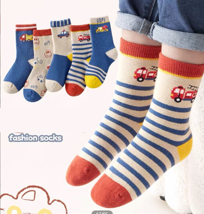 23 Naujos vaikiškos kojinės 5 vnt. rudeniui ir žiemai Naujos vidutinės animacinių filmų kojinės berniukams, mergaitėms ir dideliems vaikams rudens ir žiemos kojinės