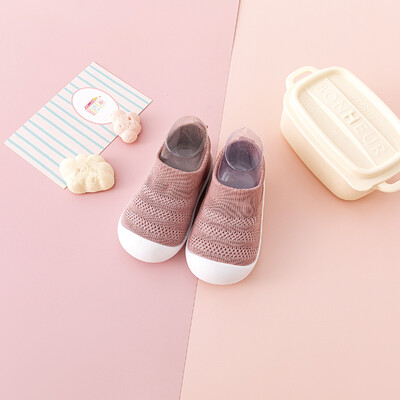 Letné sieťované priedušné jednoduché detské prvé chodítko pre batoľatá, mäkké dno, ľahké detské dievčatá, chlapci, nazúvacie, ležérne tenisky