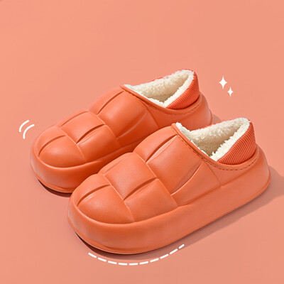 Ūdensizturīgas kokvilnas čības rudens un ziemas valkāšanai ar biezu samta zoli siltumam un aizsardzībai, piemērotas pāriem