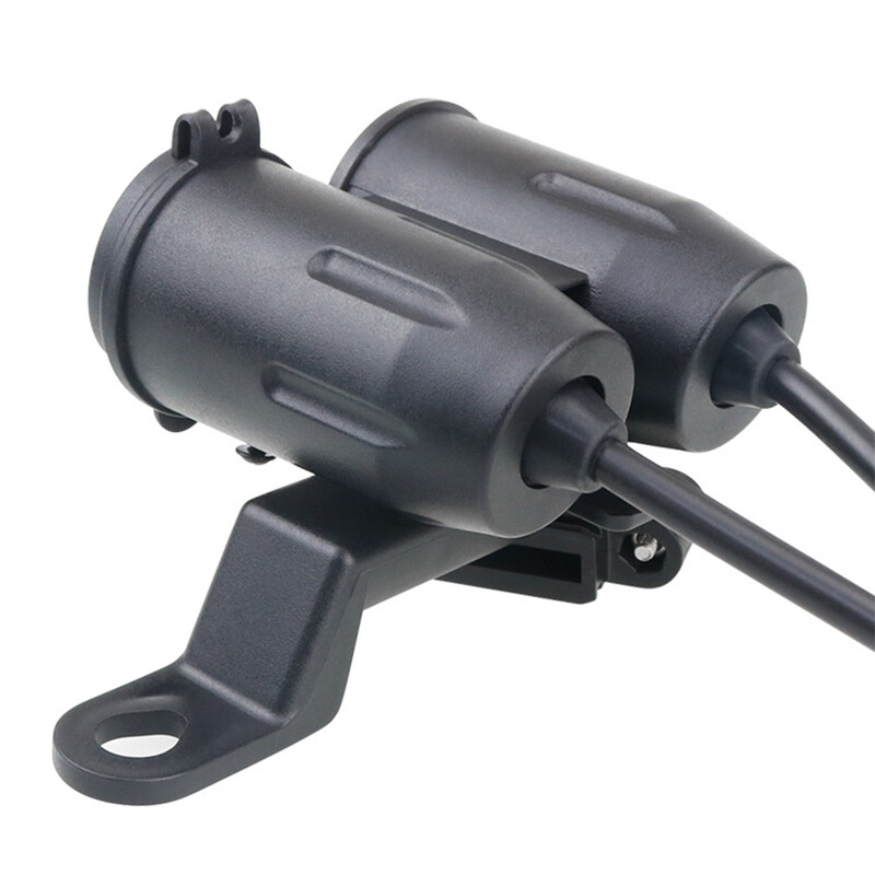 Priză USB Autocycle Port USB dublu Încărcător pentru motociclete Priză de alimentare cu voltmetru Termometru 3.1A Priză pentru încărcător pentru telefon mobil