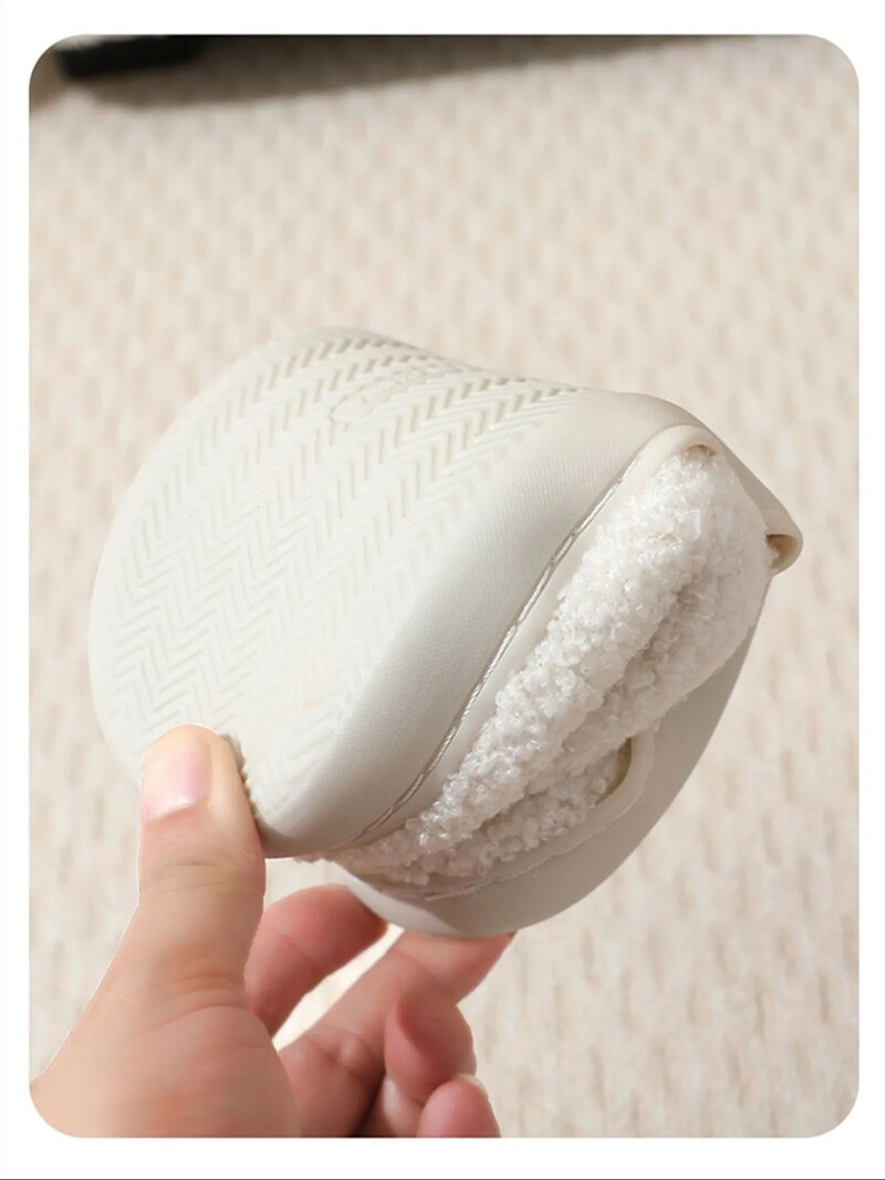 Modes ziemas siltas mājas čības sievietēm Pāris iekštelpu aļņiem skaistas čības Brieža raksta sieviete Vieglas neslīdošas čības