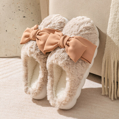 Modes Bowknot izplūdušas čības Sieviešu ziemai Ērtas, siltas mājas plīša kurpes Sieviešu biezas zoles Neslīdošas iekštelpu kažokādas čības 2024. g.