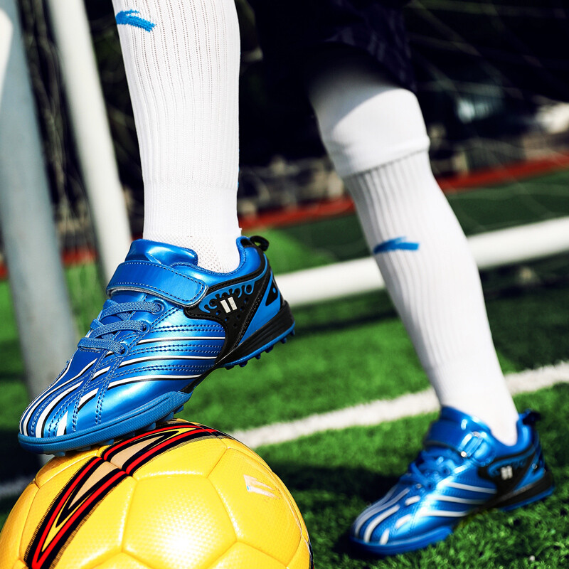 2024 Golden παιδικά αθλητικά παπούτσια ποδοσφαίρου μόδας υψηλής ποιότητας Μέγεθος 29-39 Παπούτσια ποδοσφαίρου εσωτερικού χώρου Παιδικά παπούτσια προπόνησης ποδόσφαιρο για εφήβους