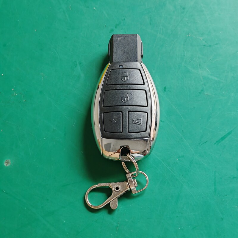 Vispārējā 12V signalizācija Motocikla signalizācija ar vibrācijas trauksmes noteikšanas jutīgumu var tikt regulēta ērtai uzstādīšanai