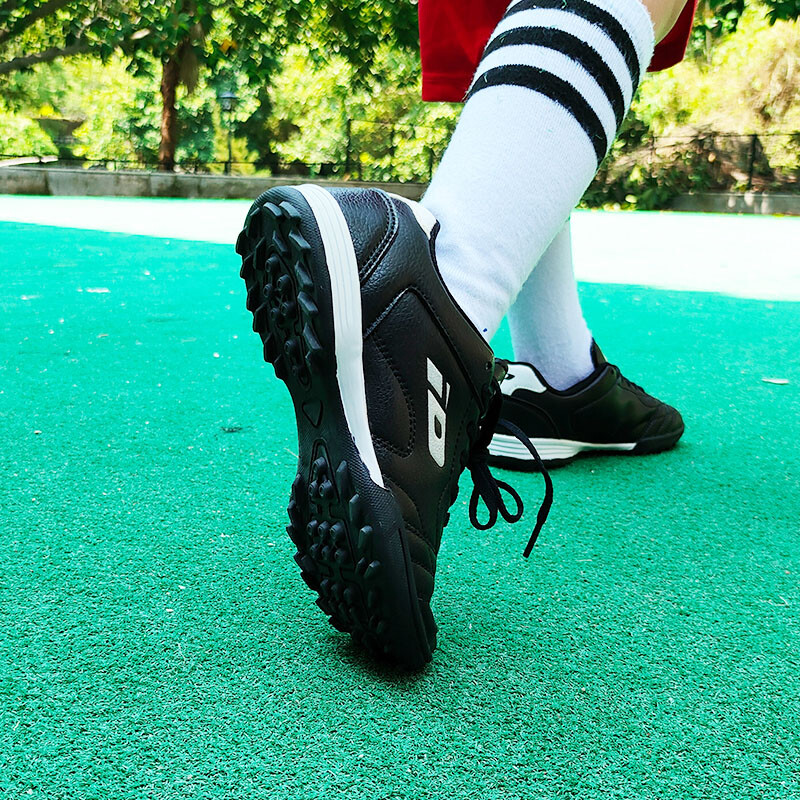 Vīriešu modes tendences brīvdabas sporta futbola apavi, mīksta zole, elpojoša, izturīga un neslīdoša