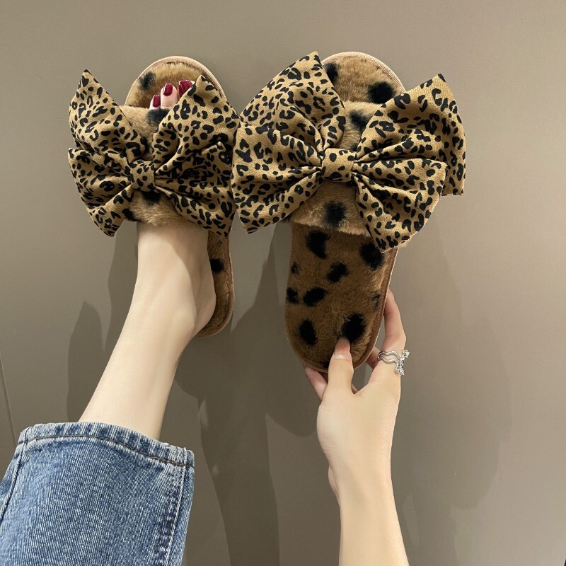 Zimske ženske tople i lepršave kućne papuče s leopard printom i mašnom ukrašene krznenim pamukom