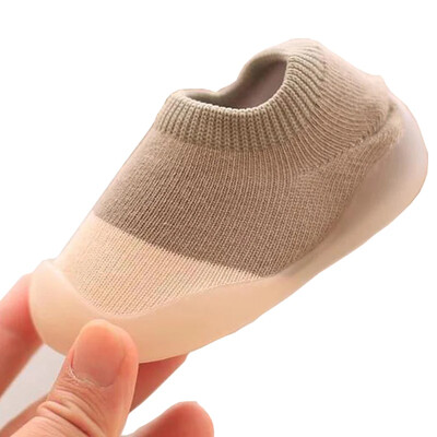 Bērnu apavi Pirmie staigulīši Ērti zēni Meitenes Bērni Gumijas mīkstas zoles apavi uz grīdas adīti zābaciņi pret slīdēšanu