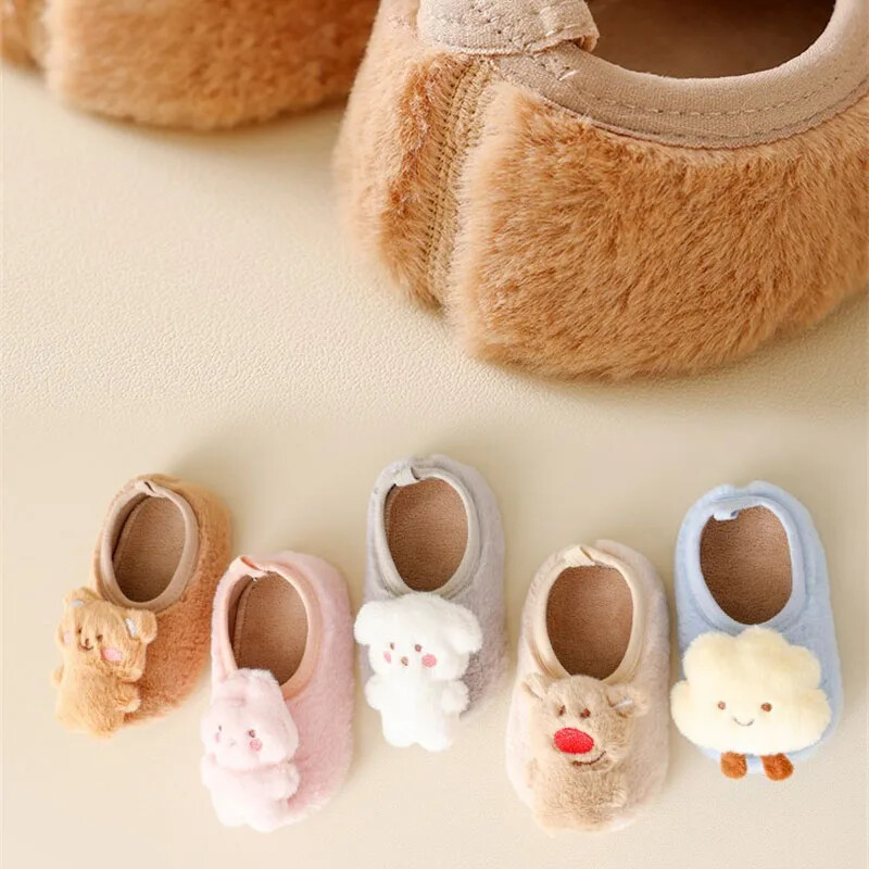 Őszi téli vastag plüss meleg baba első sétálók puha talpú csúszásgátló gyerekek padlózokni aranyos felhő kutya lány fiúk tipegő cipők