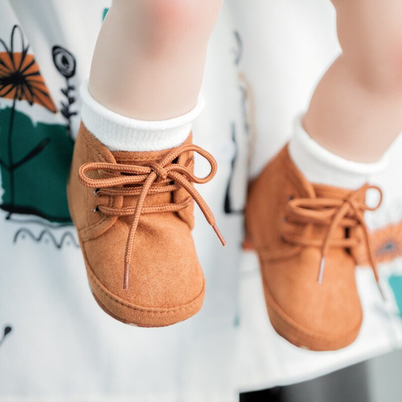 Jaundzimušajiem Zēniem Meiteņu Apavi Retro PU Mīksta Apavu Pretslīdes Šņorējamo Toddler Apavi Pirmie Staigulīši Zīdaiņu zābaciņi