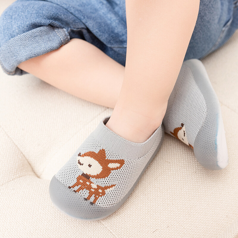 Pavasara rudens jauks mazuļu pirmais staigātājs elpojošs tīklveida mazuļu apavi ar mīkstu apakšu multfilmu dzīvnieki, uzvelkami ikdienas kedas