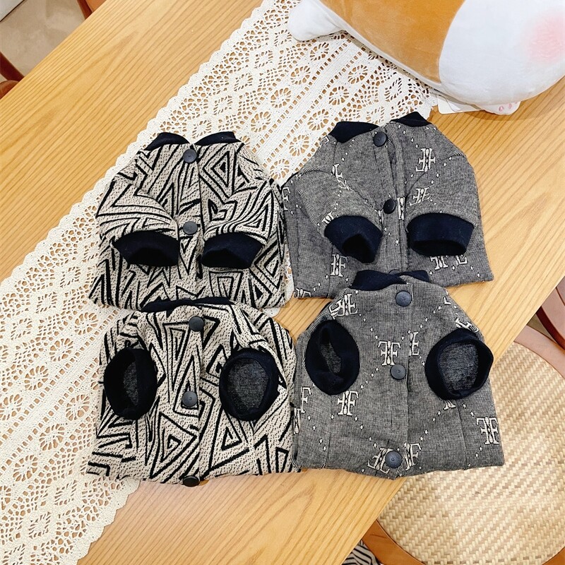 Sfinksa kaķa silta jaka ziemā bez kaila kaķa drēbes kokvilnas beisbola formas tērps Devon Rex karikatūras mētelis kaķēniem maziem suņiem