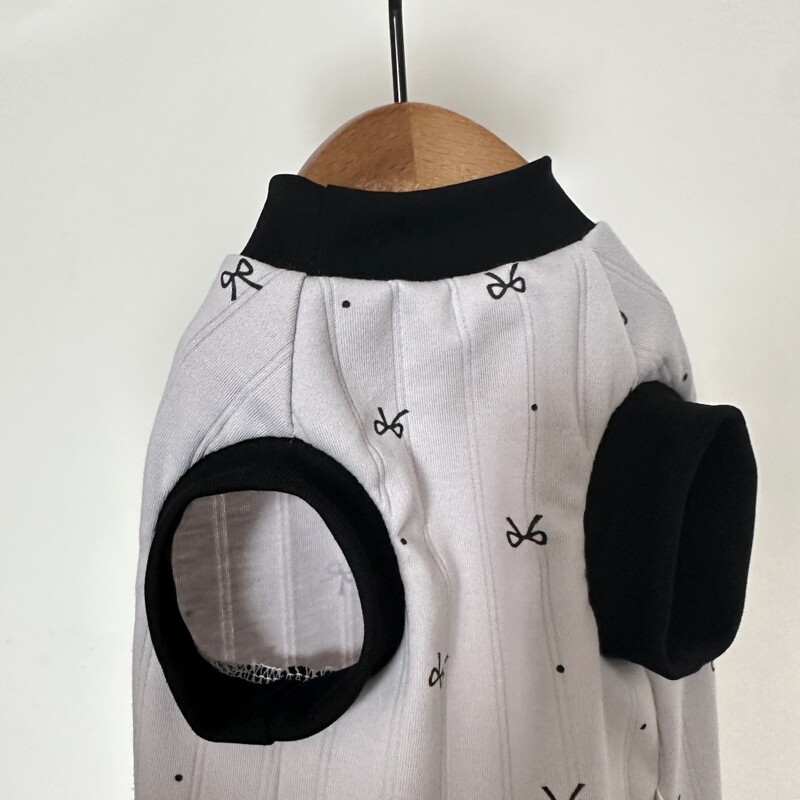 Apģērbs kaķim Īsām piedurknēm Kokvilnas mētelis Sfinksai Kaķim Vasaras pelēks Bow T-krekls kaķēniem Suņiem Mīksta, salda pidžama kaķim