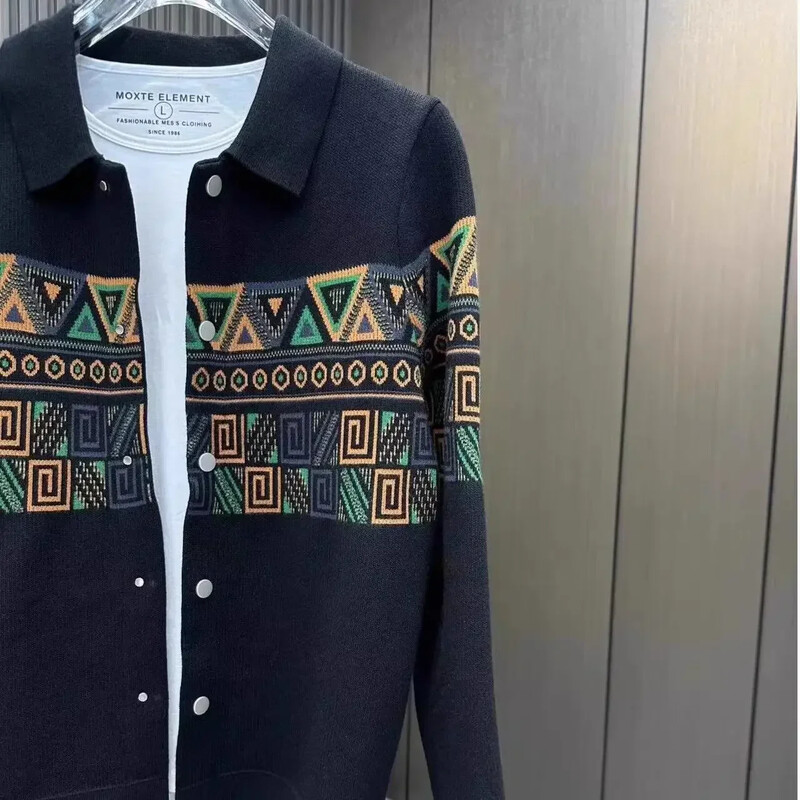 Vīriešu apģērbs Jaciņš, melns trikotāžas džemperis Vīriešu grafiska poga bez kapuces korejiešu modes pāri Fit Baggy Old Street Maletry kakla X