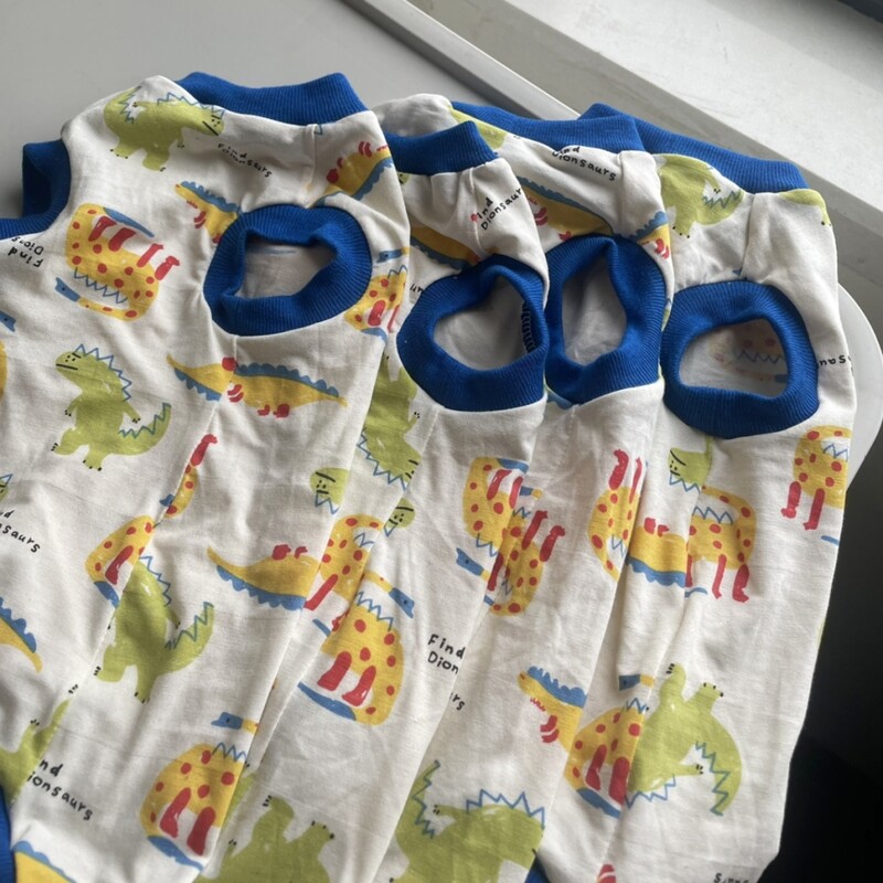 Divatruházat egy macskának nyári rajzfilmes póló szfinx macskának kék dinoszaurusz rövid ujjú mellény cicáknak Puha kabát kutyáknak