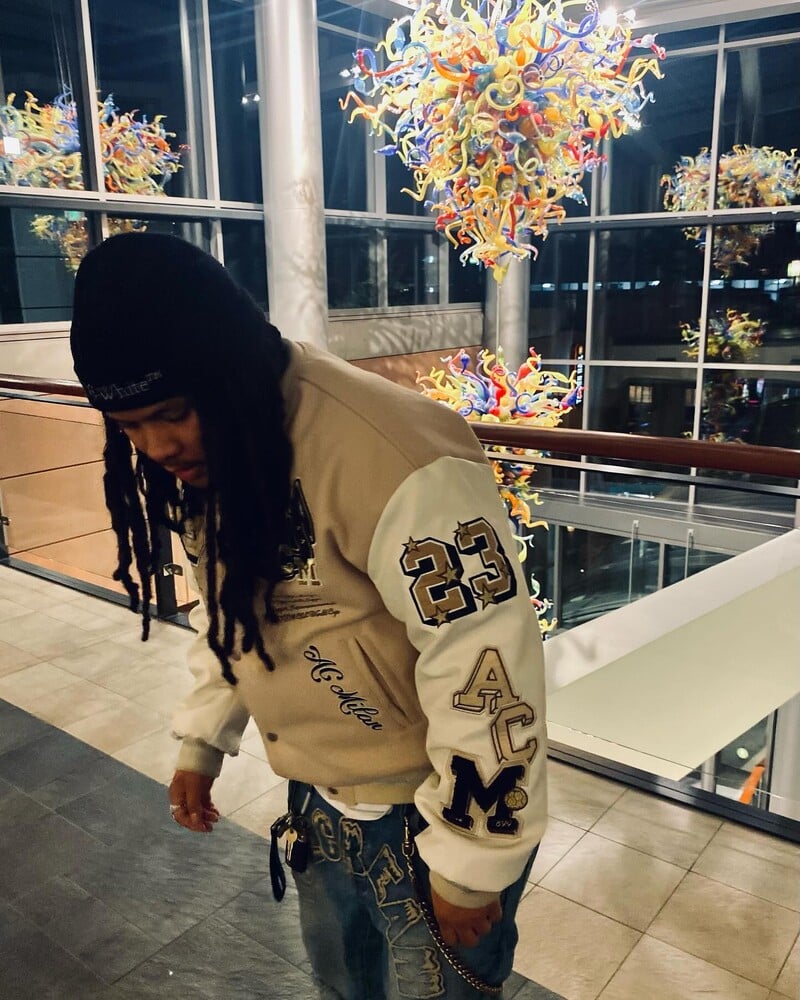 OFF 2024 Új hímzett patchwork baseball egyenruha európai és amerikai street fashion kabátok és kabátok fiúknak és lányoknak