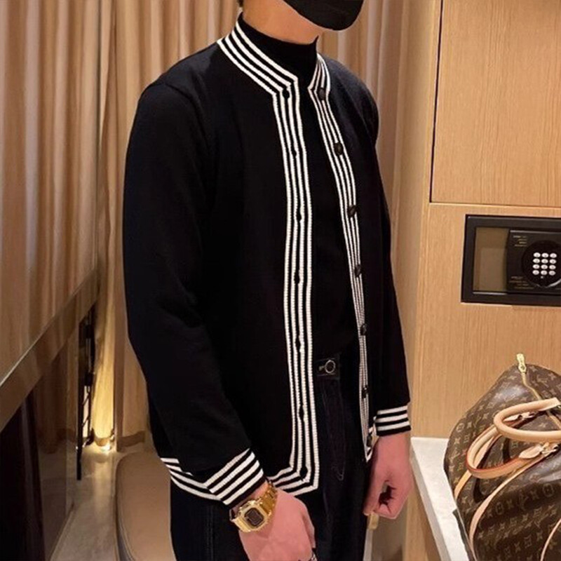 Φθινοπωρινά ρούχα Ανδρικά πλεκτά πολυτελή κουμπιά Ζακέτα πουλόβερ Casual μακρυμάνικο μονόχρωμο Vintage κορεατικά πλεκτά 2024 Νέο