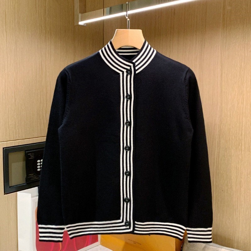 Φθινοπωρινά ρούχα Ανδρικά πλεκτά πολυτελή κουμπιά Ζακέτα πουλόβερ Casual μακρυμάνικο μονόχρωμο Vintage κορεατικά πλεκτά 2024 Νέο