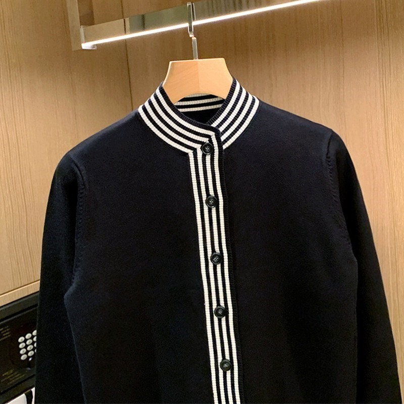 Φθινοπωρινά ρούχα Ανδρικά πλεκτά πολυτελή κουμπιά Ζακέτα πουλόβερ Casual μακρυμάνικο μονόχρωμο Vintage κορεατικά πλεκτά 2024 Νέο