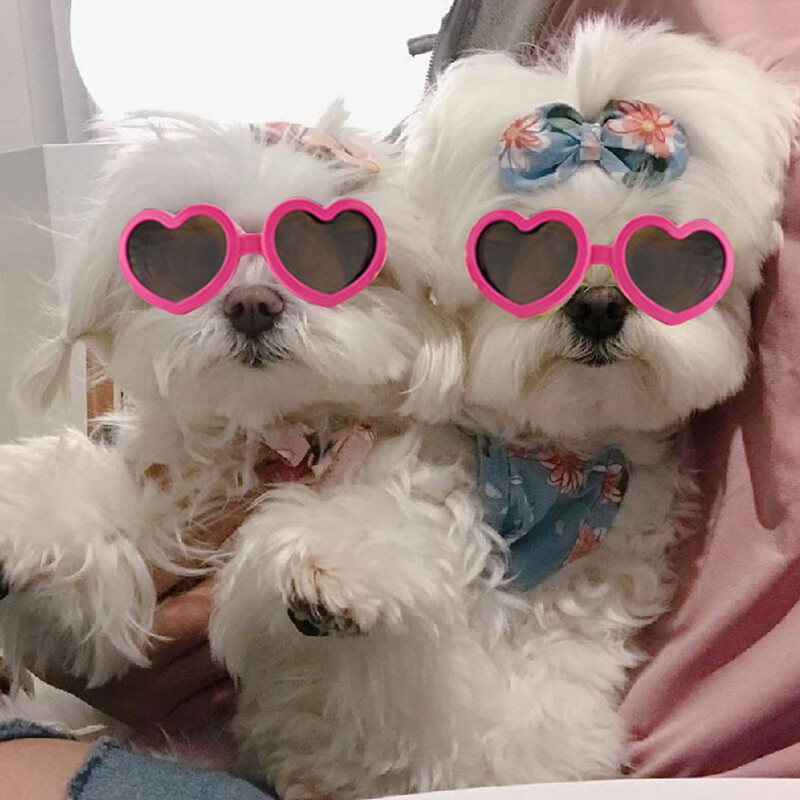 Ochelari de soare pentru câini mici de pisică Ochelari de soare inimă pisici Design drăguț Ochelari de soare clasici Ochelari de ochelari Accesorii pentru fotografii pentru animale de companie Cosplay Ochelari de recuzită amuzant