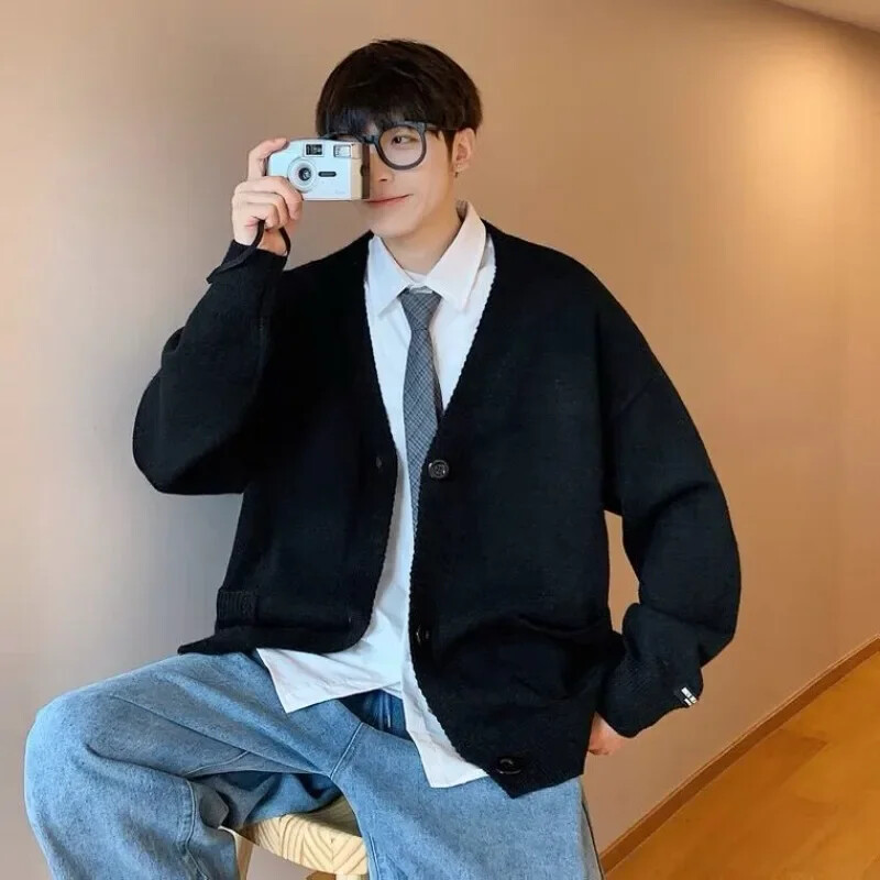 Vīriešu apģērbi ar kabatām Trikotāžas džemperi vīriešiem Mētelis vienkrāsaina vienkrāsaina jaka jaka Icon Icon V kakla pārģērbšanās neglīta korejiešu mode