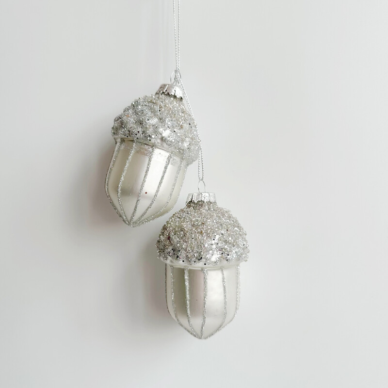 Sudraba dekoratīvās ozolzīles Ziemassvētku kulons ozolzīles stikls Ziemassvētku eglīšu rotājumi Jaunā gada mājas 2024