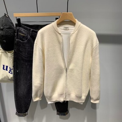 Jauns dizains rudens un ziemas jauns džemperis amerikāņu retro gadījuma stila V veida kakla trikotāžas džemperis vīriešu vienkrāsains jaka